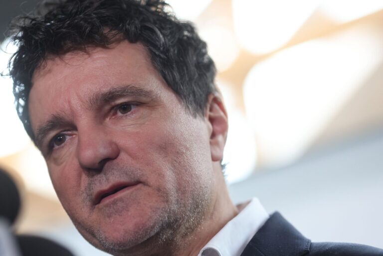 4a7c9d654603f26f2c7bcd0040e09d94-5