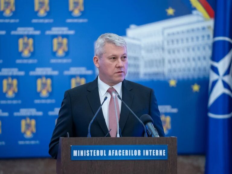 73620bcb64ca364ee179e94abbf012e5-8