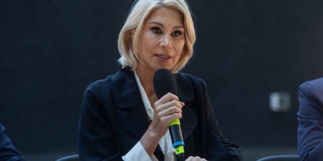 8cbaf23366acc8e8eed5659ef62794e3-5