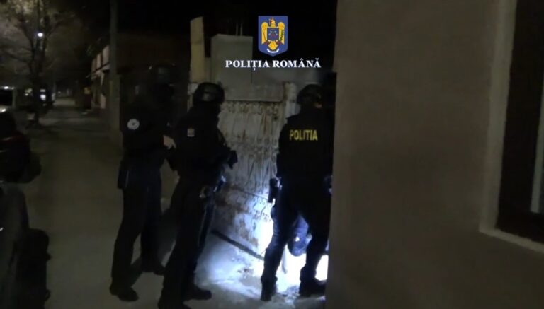 cd1f5f376aa1f196f7401e8e2233cb1e-2