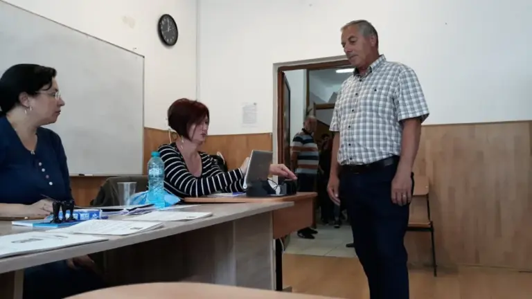 ed45b4339ffd30ebb3ccfcc537f3edbc