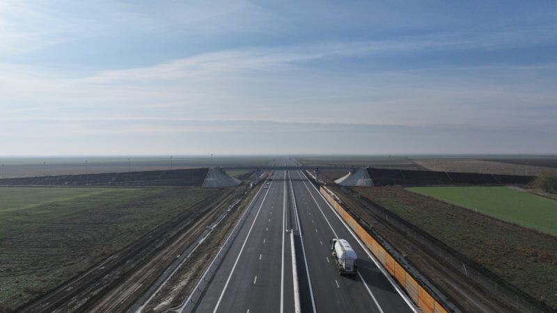 19039688c6a36a969e9d7d7acc946fda