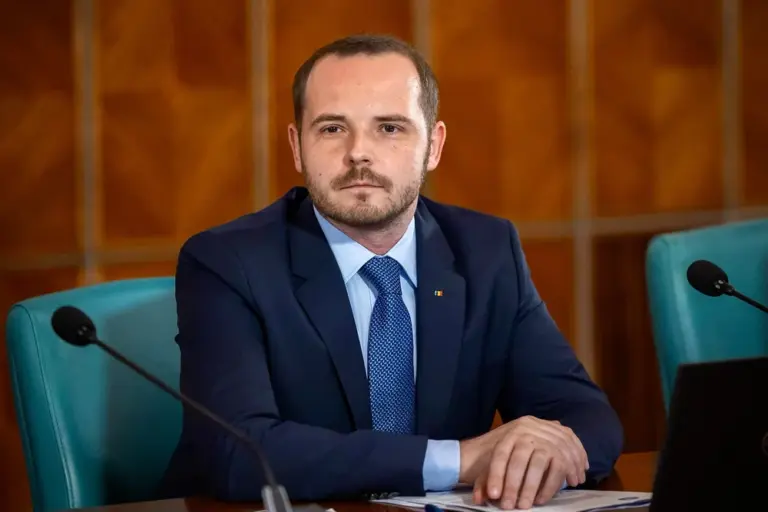 3927cb5fd68502e6a445c0592ffc86b4