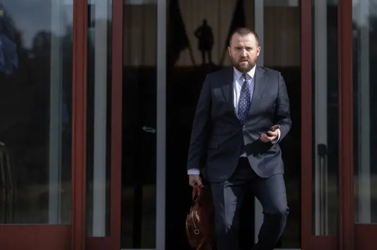 58d0cb5d47e545f69fcae8cf78f2c153