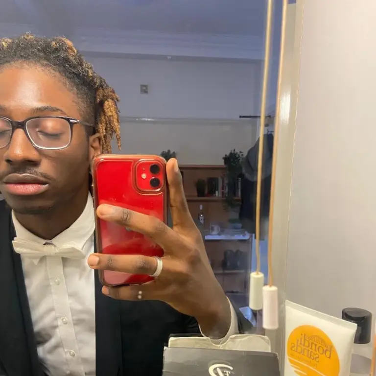 780663c014aa75ddfad674f246a02e2f