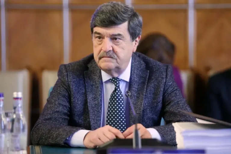 7d35e8378e61fdf9e37f48ada0aafacf