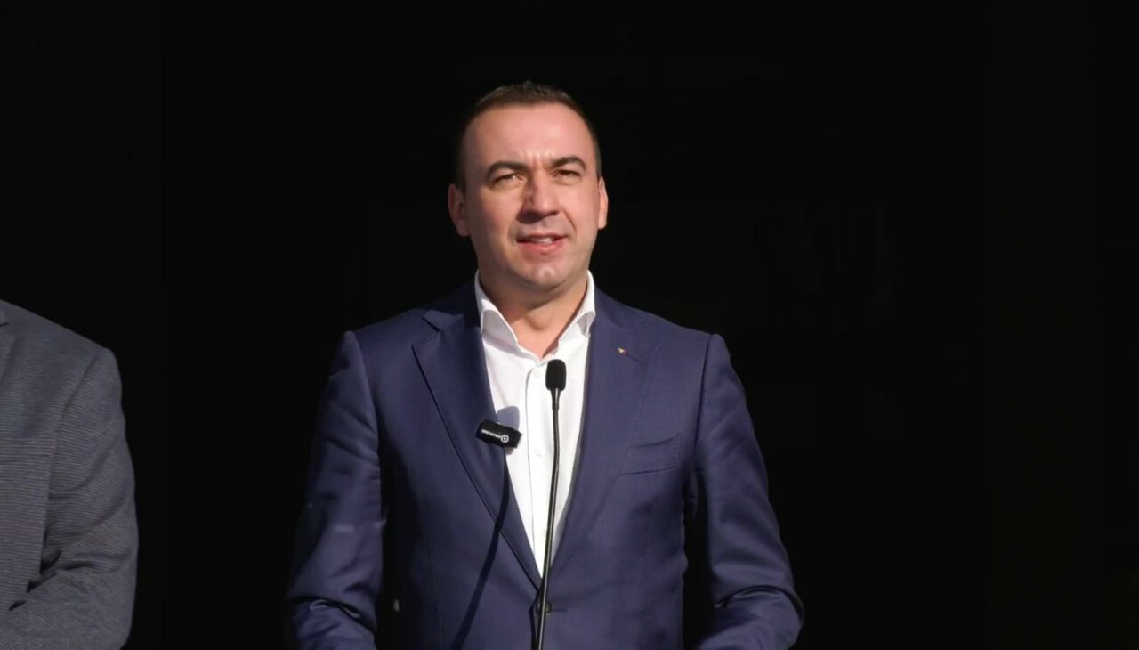 a7706a1fd5c3388e88e7ad98e7a5bc5f