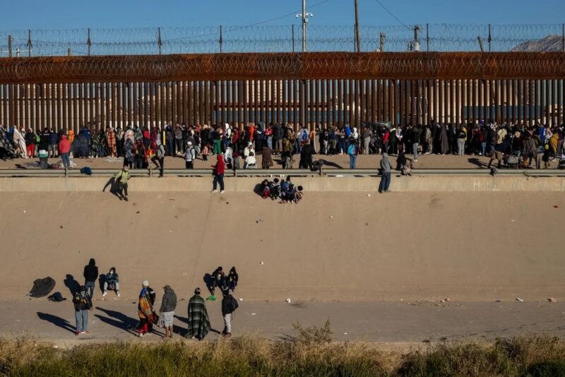 cbf6af9efd7211e00f4b905721b0d536-1