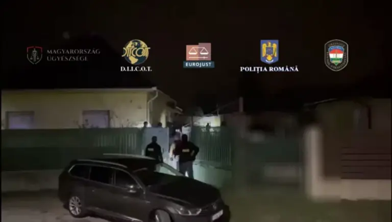 e3925c49a94d52eefd00a829c41d51e2