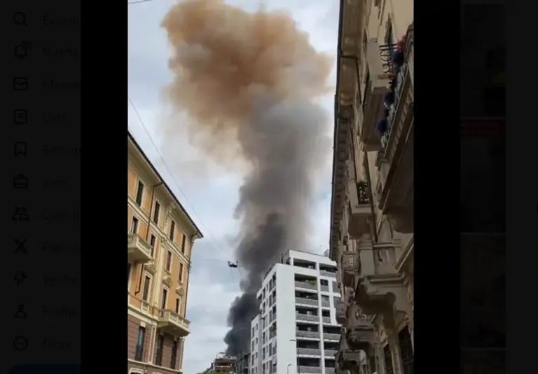 e85c2ed4774857f7ec3f77ebd6d4289e