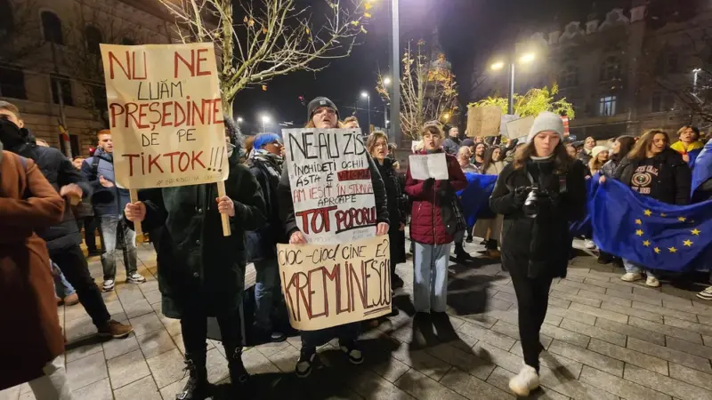 ee313e2a9fba2bfdf3ddf4408dfc1afc