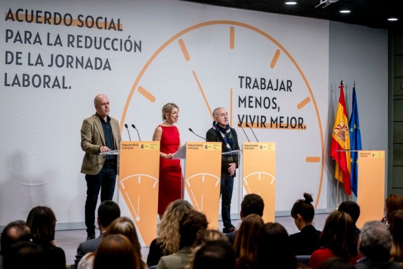 0c01fe90a76fedc2bafed26c33b9bd02