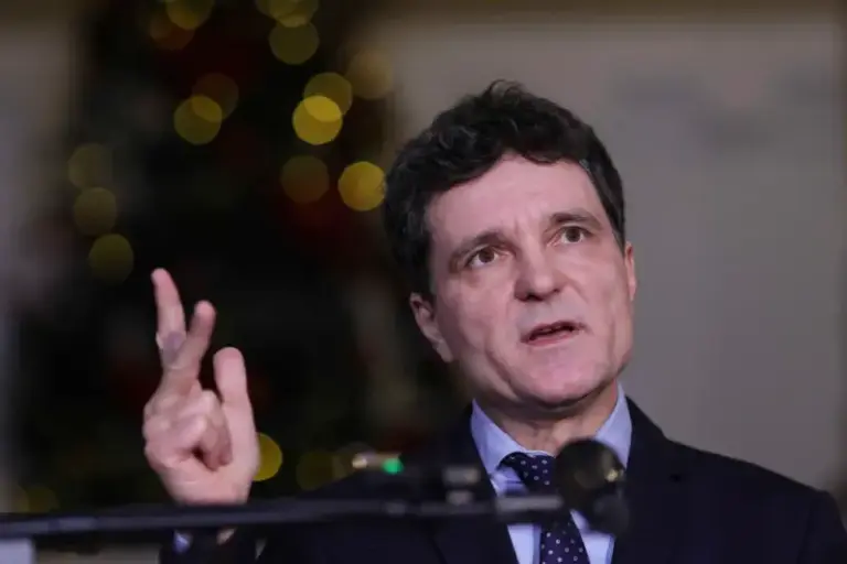 119d861198bd817fa2453cb00c611989