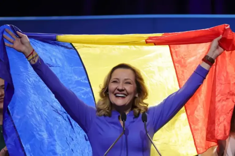 67fe5ac9cd943435cee8bb0e283b779b