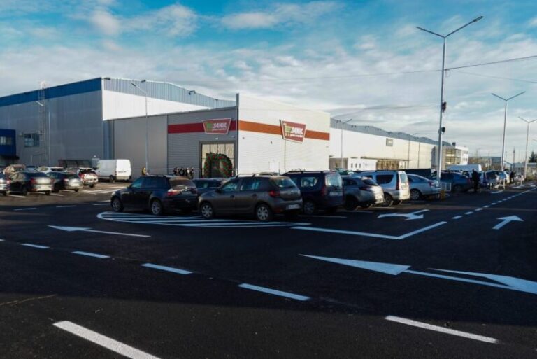 b9b5d3c17c69e97205e39a1ae898fe35