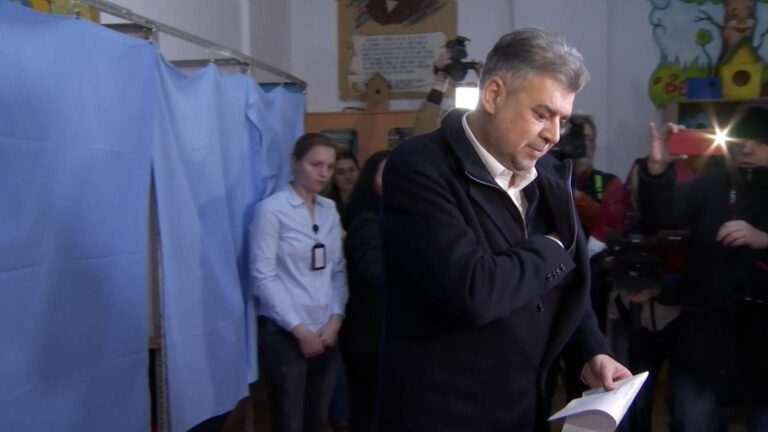 4daa045a5e4801ae93214260ce19c001-1