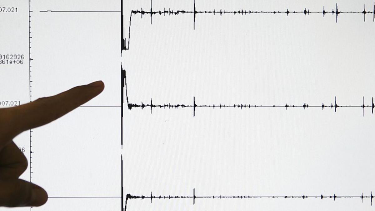 af7aba2ae9e188bd8e66137b02a40587-7