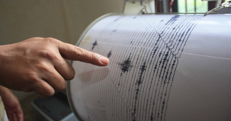 b2f3ceccdeff3369a0ef6301be70b71a-5